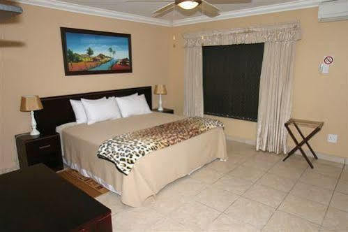 Lapa Lighthouse B&B Umhlanga Rocks Exteriör bild
